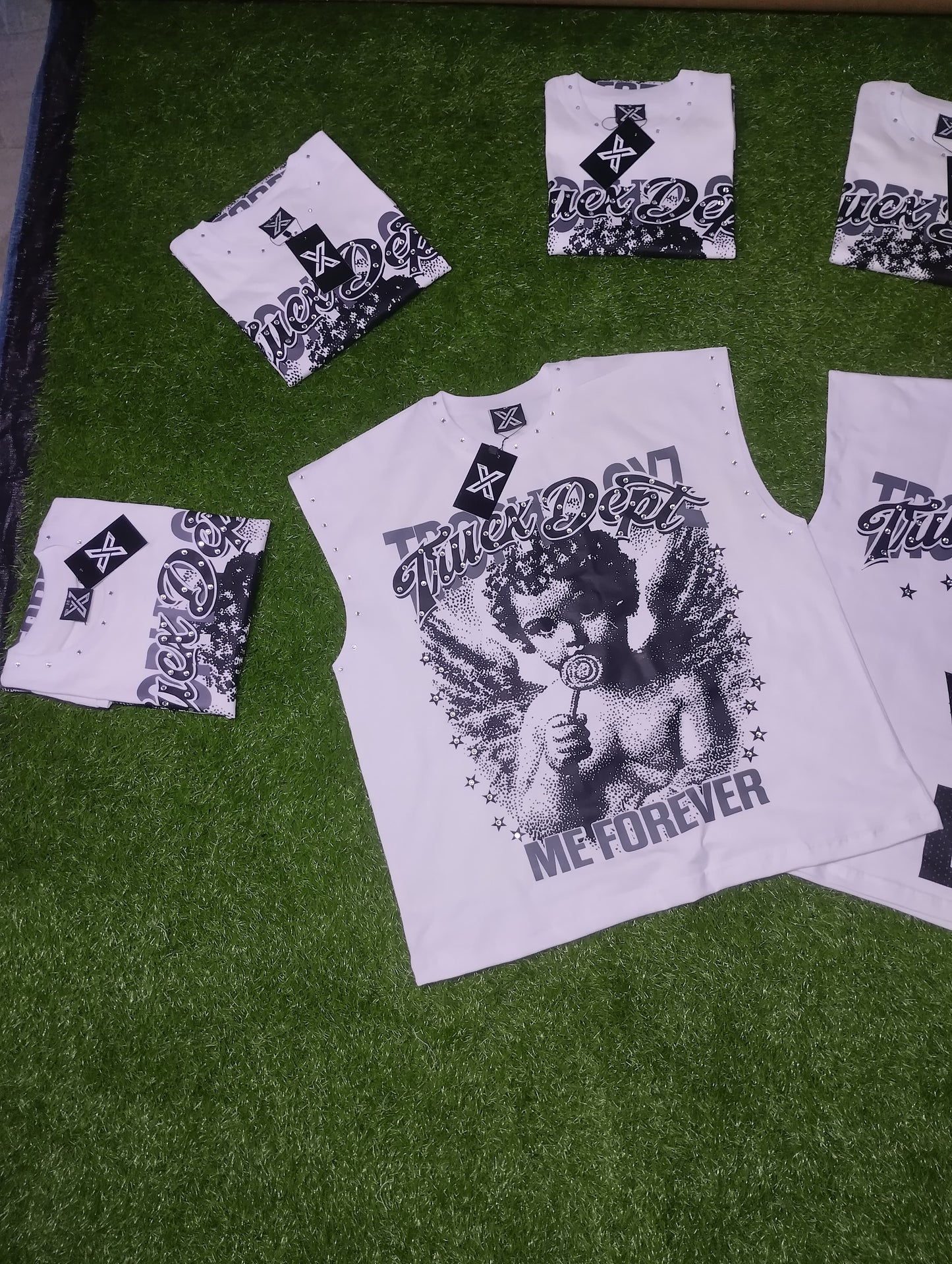 Trophy boyz LOVE SLEEVELESS